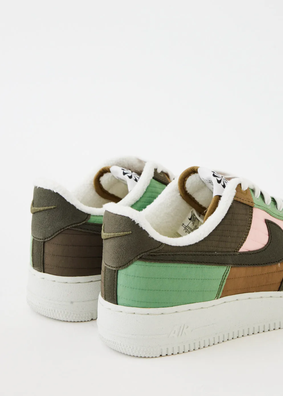 Air Force 1 07 LX Sneakers