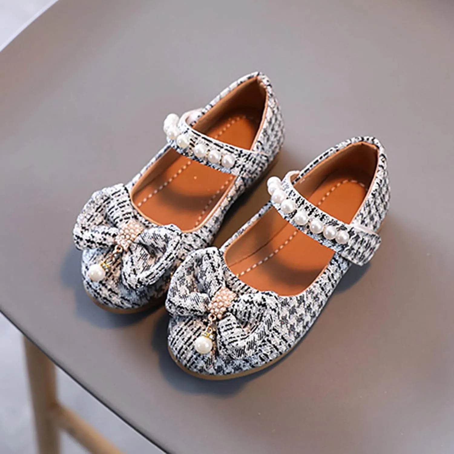 Baby Sneakers Walking Girls Princess Shoes Sandal Flower Bow Tie Shoes Hollow Flower Shoes Baby Boots Girl