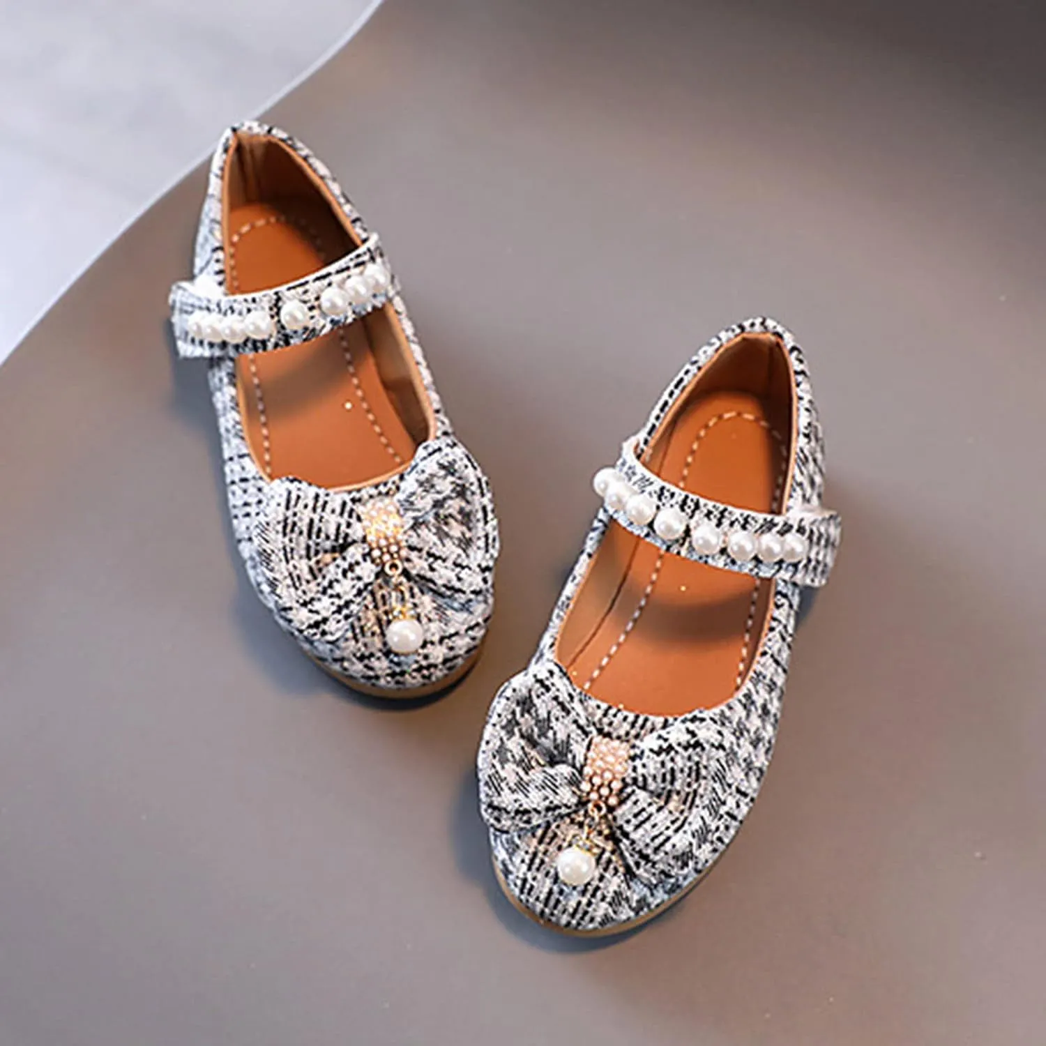 Baby Sneakers Walking Girls Princess Shoes Sandal Flower Bow Tie Shoes Hollow Flower Shoes Baby Boots Girl