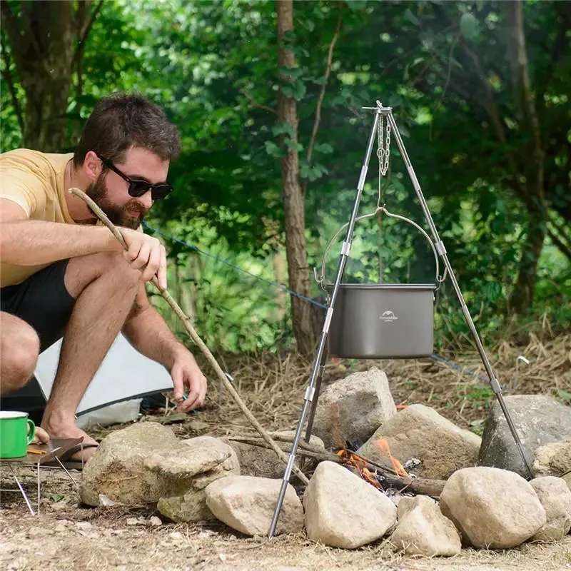Camping Pot with Teipod