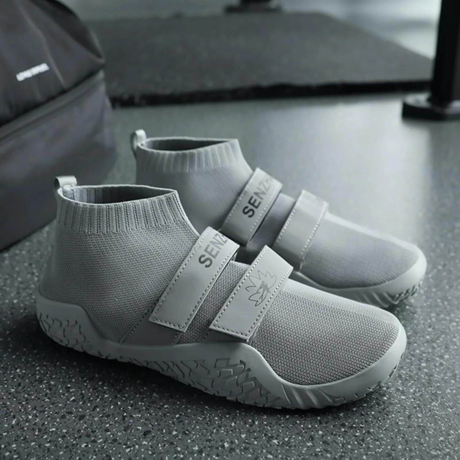 Gym Shoes Weight Lifting Shoes for Men Women Barefoot Shoes Fitness Cross Trainer Climbing Yoga Training Shoes