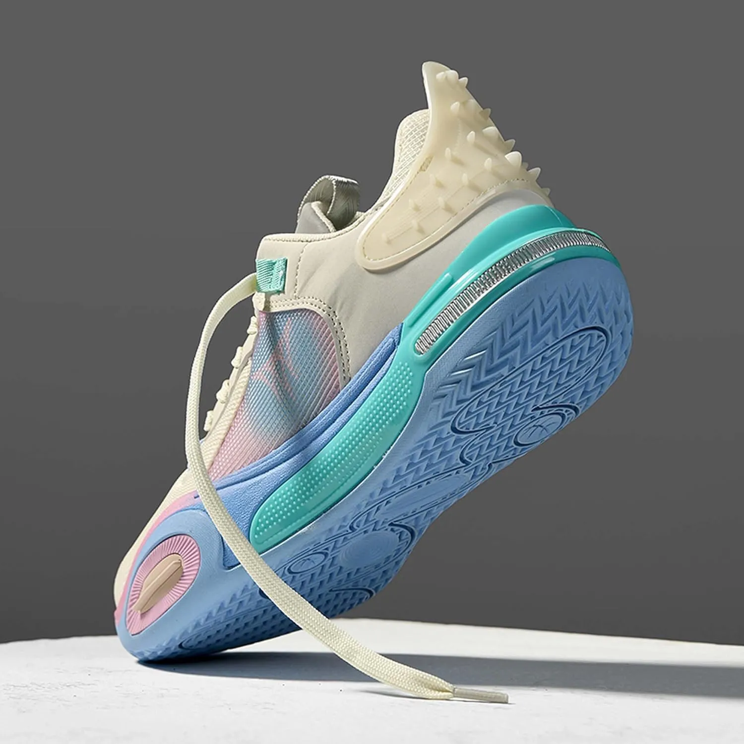 High top Men's Basketball Shoes, Breathable and Non Slip Outdoor Sports Shoes, Shock-Absorbing Fitness Shoes