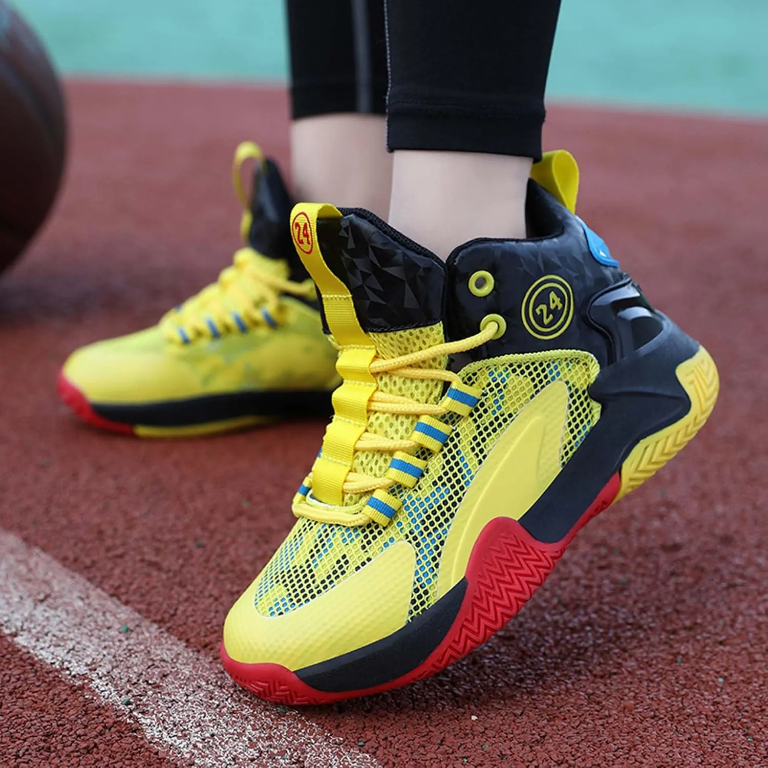 Kids Basketball Shoes Boys Cushion Sneakers Non-Slip Outdoor Sports Shoes Comfortable Girls Lightweight Breathable Walking Running Shoes Tennis Sneakers