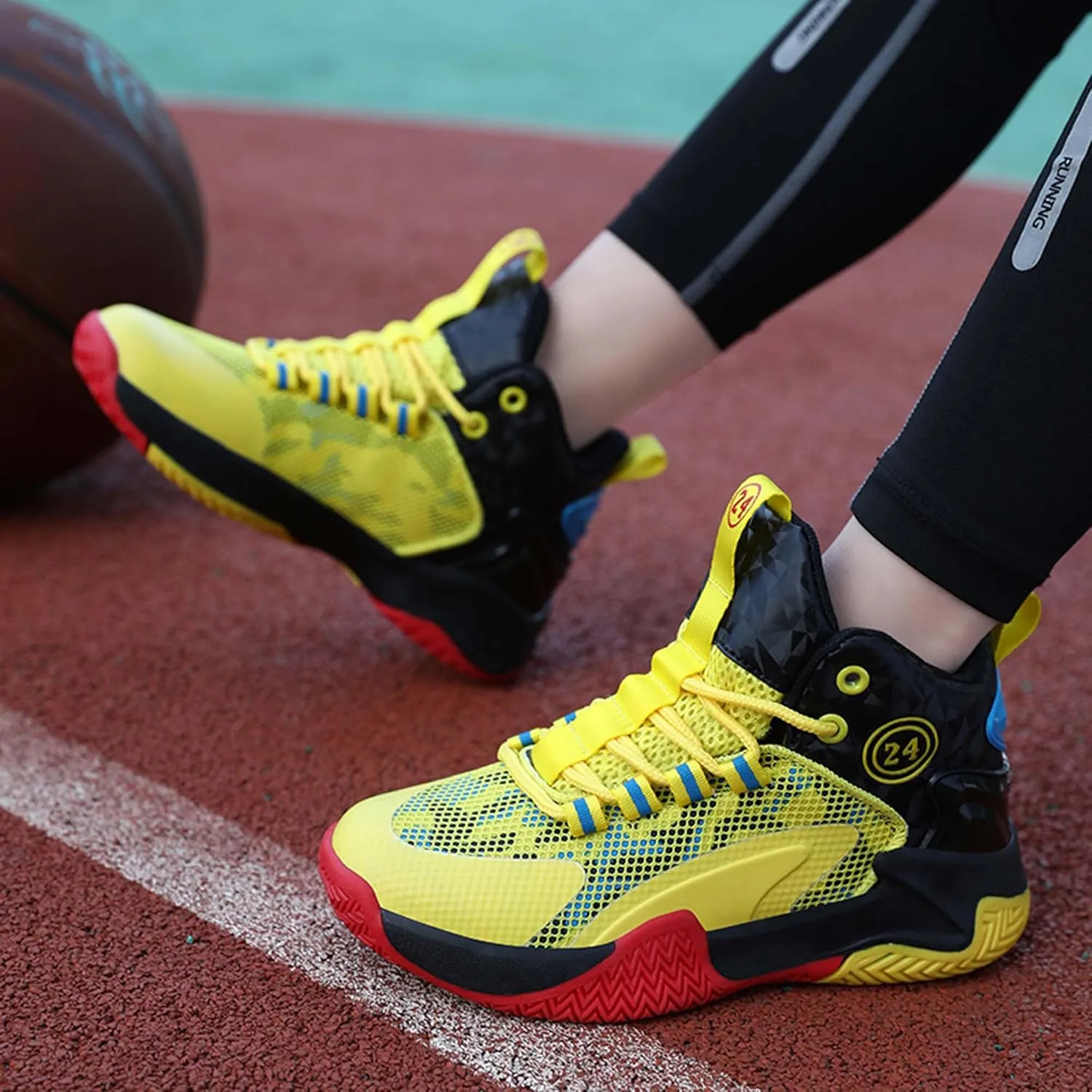 Kids Basketball Shoes Boys Cushion Sneakers Non-Slip Outdoor Sports Shoes Comfortable Girls Lightweight Breathable Walking Running Shoes Tennis Sneakers