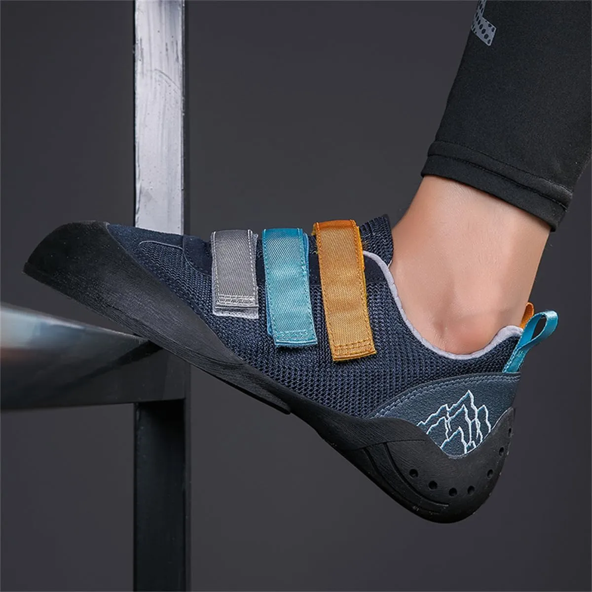 Ladies Rock Climbing Trainers Hook & Loop Non Slip Wall Climbing Training Shoes Casual Comfort Bouldering Sneakers