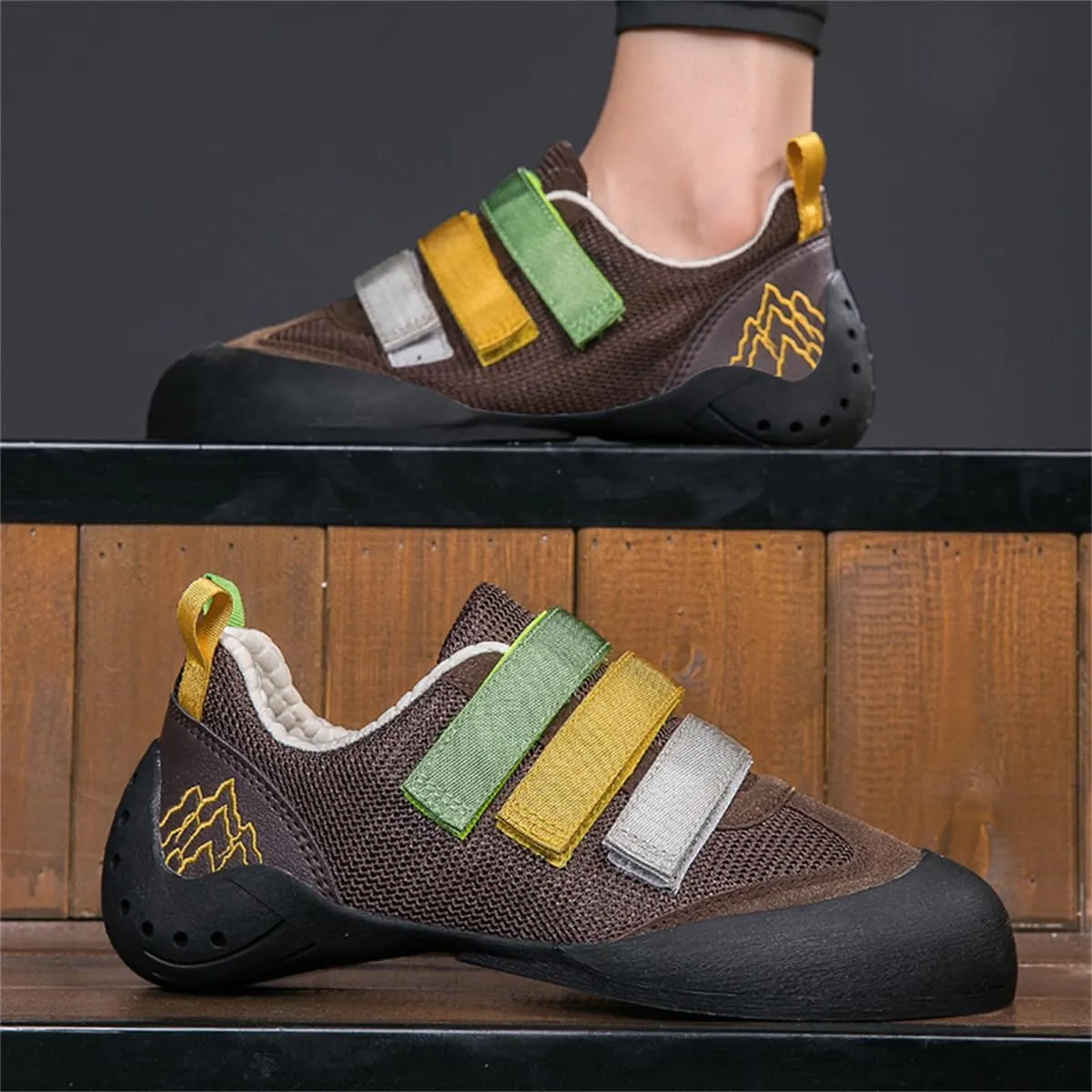 Ladies Rock Climbing Trainers Hook & Loop Non Slip Wall Climbing Training Shoes Casual Comfort Bouldering Sneakers