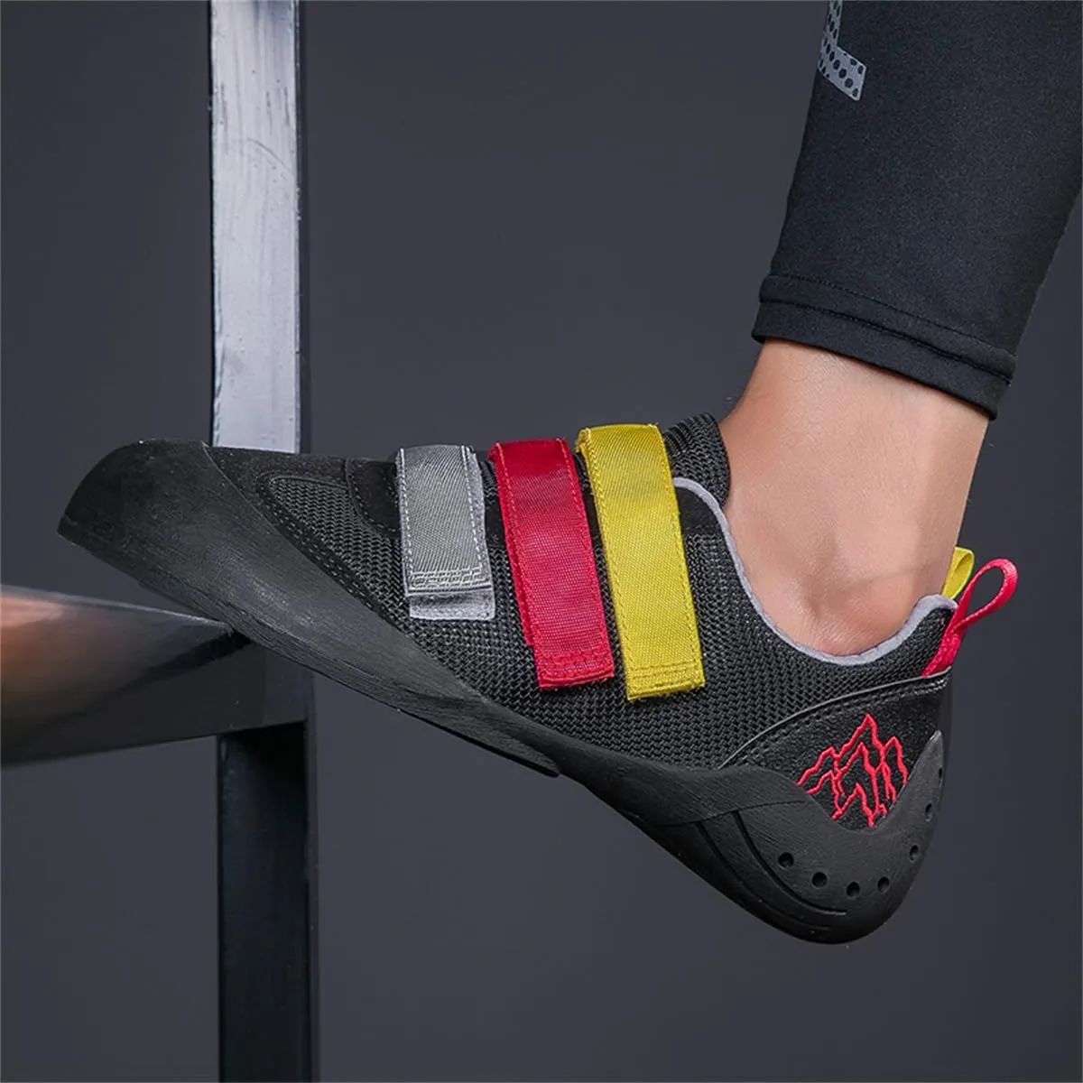 Ladies Rock Climbing Trainers Hook & Loop Non Slip Wall Climbing Training Shoes Casual Comfort Bouldering Sneakers
