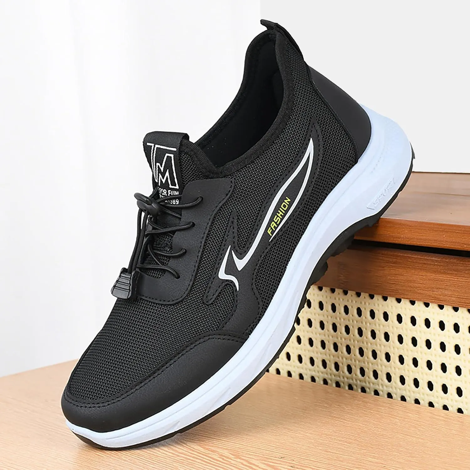 Lightweight Breathable Mesh Men's Shoes, Fashionable Sneakers for Spring/Summer Casual Wear, Ideal for Work and Weekend Outings Casual Socks Shoes Mens with Adjustable Lace