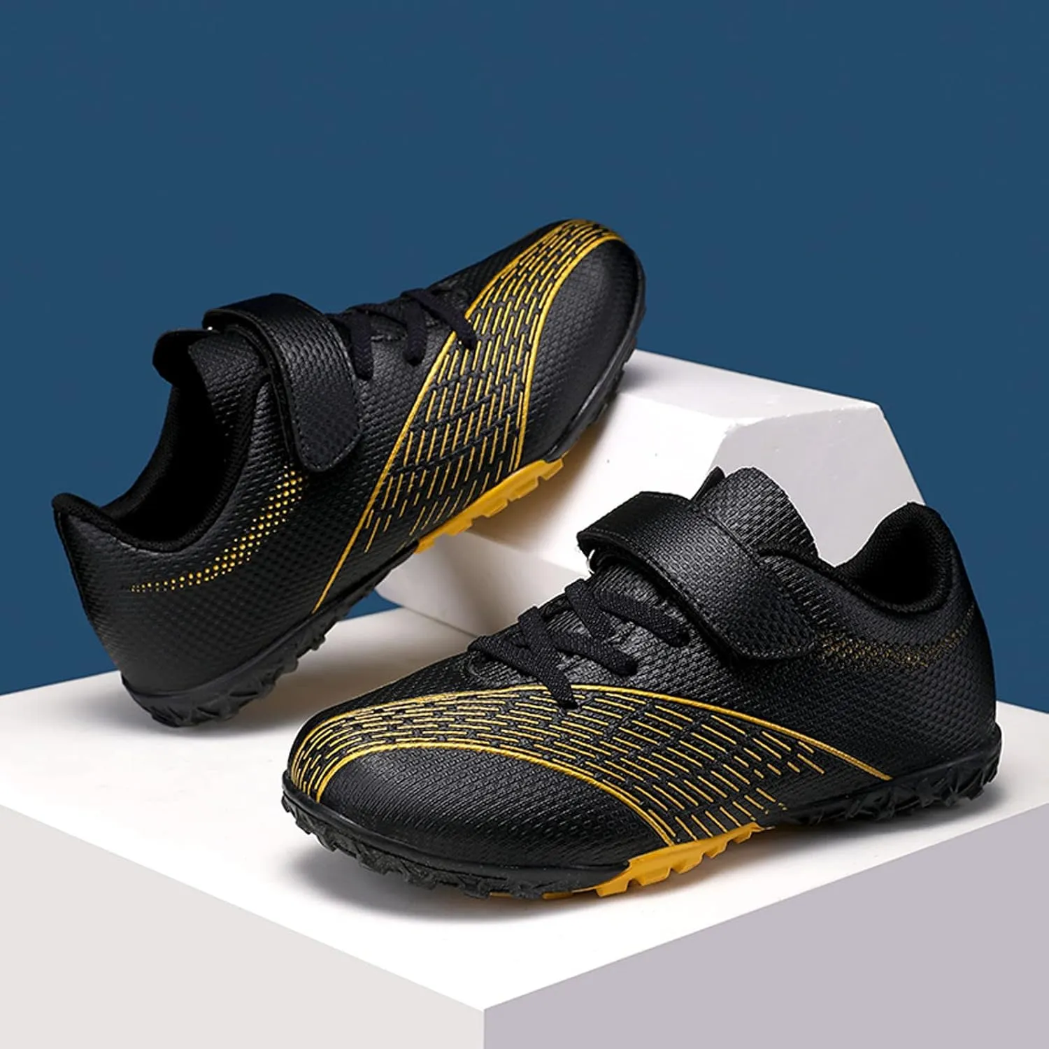 Meidiastra Boys Girls Soccer Shoes FG/TF Teenager Soccer Athletic Training Shoes Indoor Outdoor Cleats Spikes Soccer Football Shoes