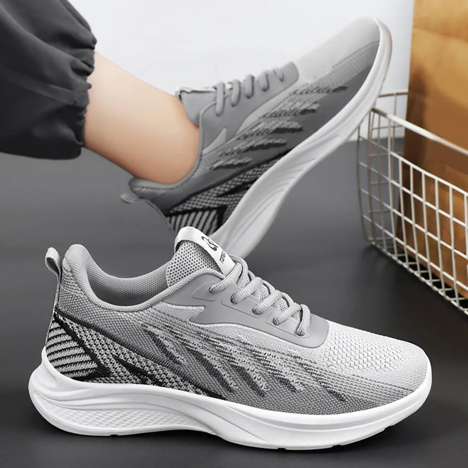 Mens Casual Lace-Up Sneakers Ultra Lightweight Breathable Mesh & Memory Foam Insole - Non Slip Comfort for City Walking & Travel Fahionable Shoes for Men