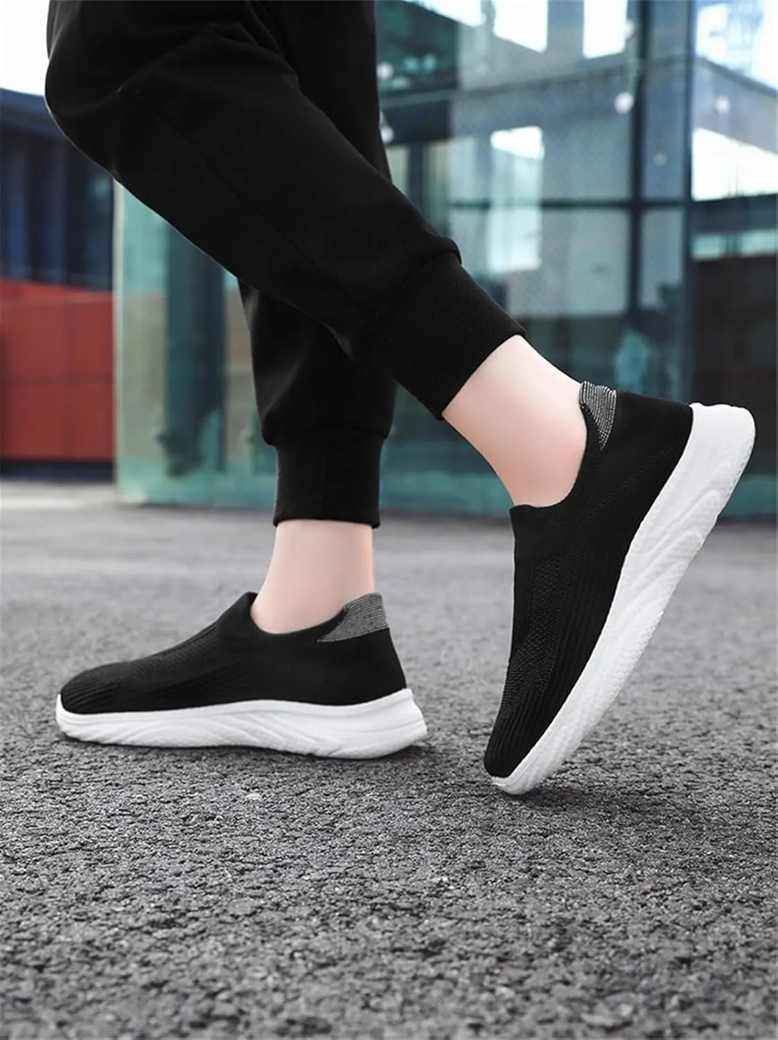 Men's Running Shoes Fashion Breathable Sneakers Mesh Soft Sole Casual Athletic Lightweight
