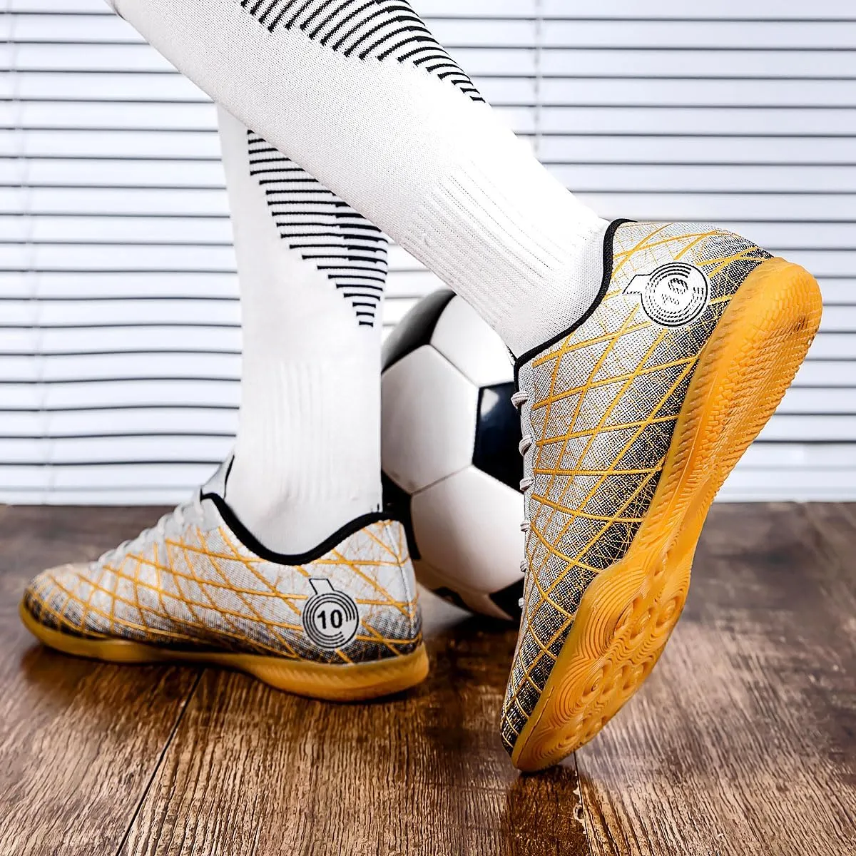 Men's Soccer Cleats Indoor Turf Lightweight Performance Training Soccer Shoes Soft Ground Athletic Football Boots Outdoor