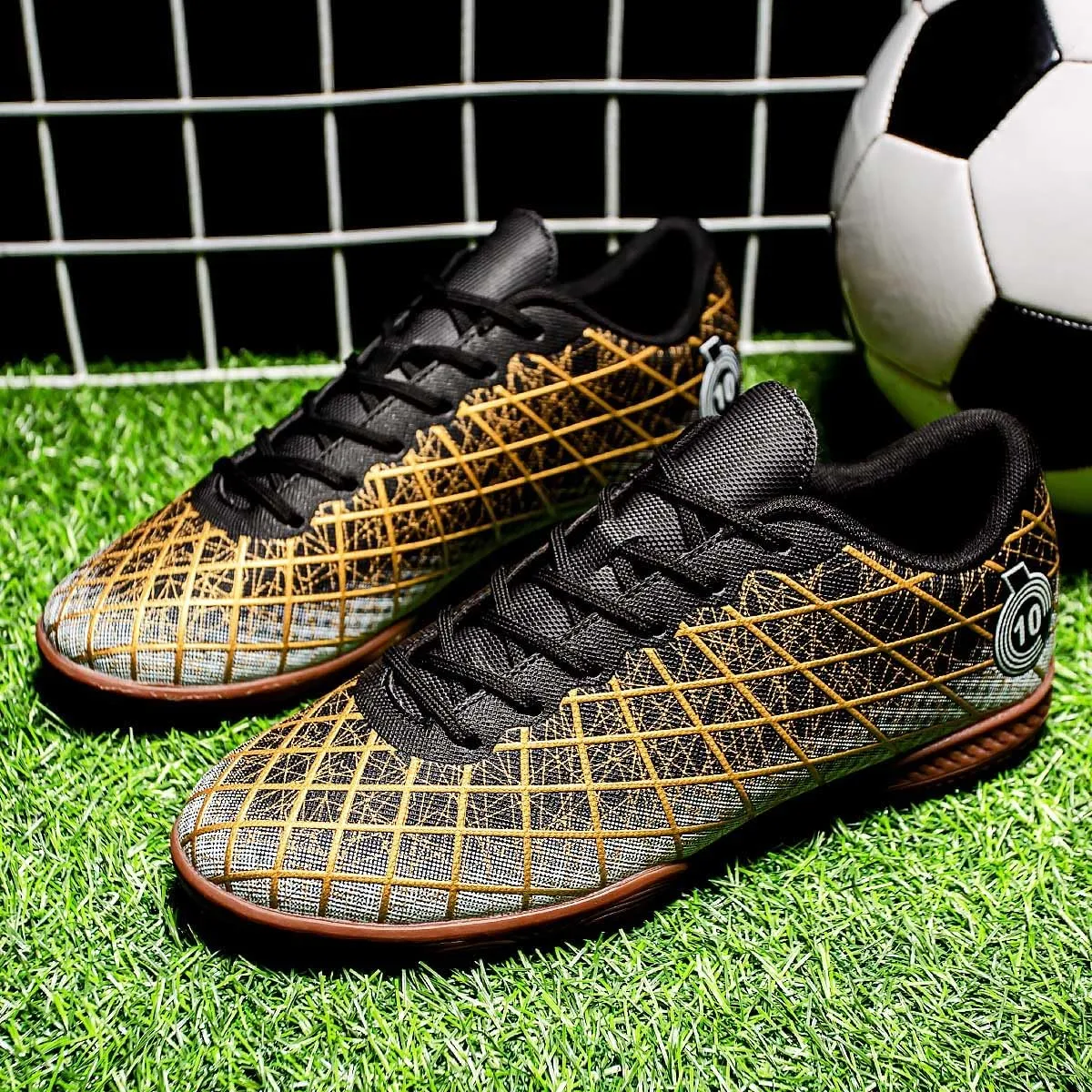 Men's Soccer Cleats Indoor Turf Lightweight Performance Training Soccer Shoes Soft Ground Athletic Football Boots Outdoor