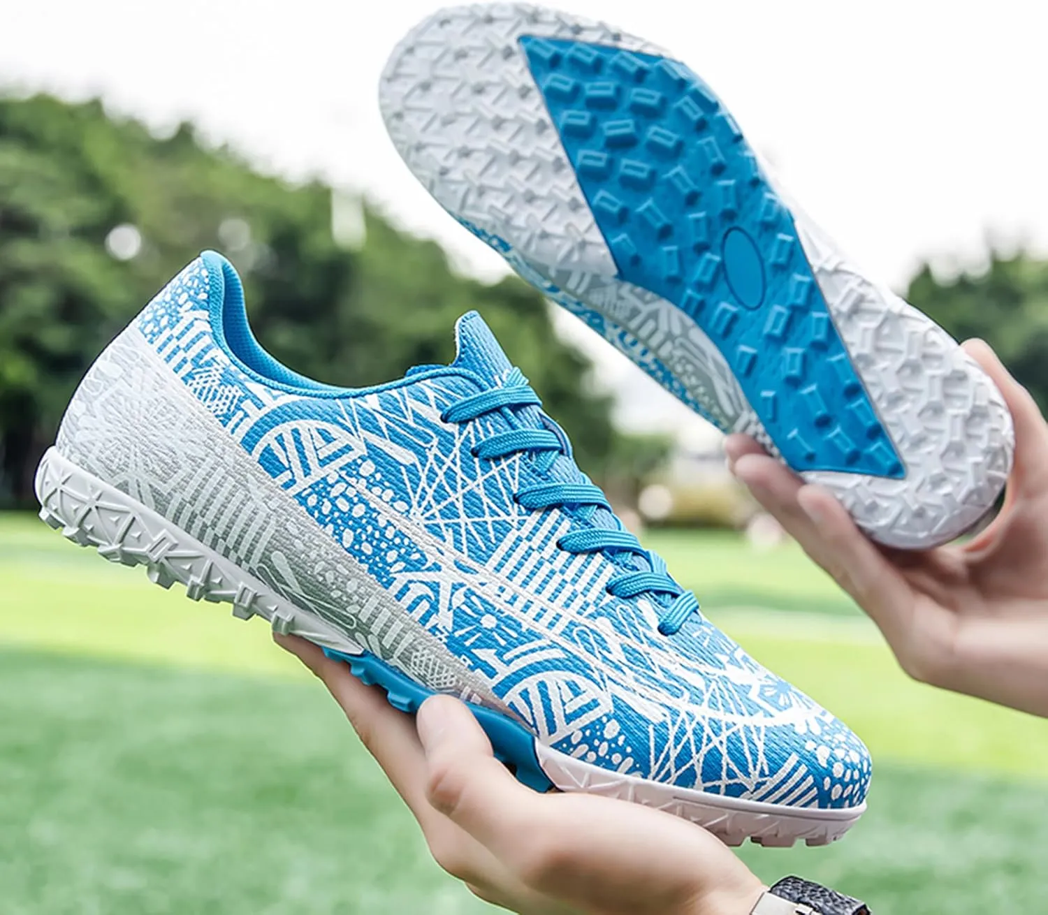 Mens Soccer Shoes Low-Tops Lace-Up Non-Slip Spikes Indoor Football Futsal TF Turf Cleats