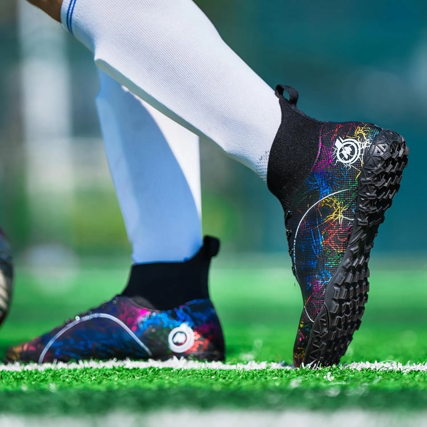 Mens Womens Soccer Cleats Youth Soccer Shoes Football Shoes High-Top Football Cleats Outdoor/Indoor Athletic Shoes Sneakers