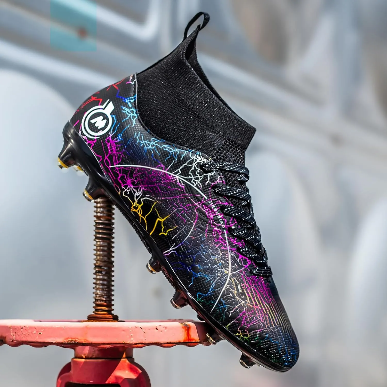 Mens Womens Soccer Cleats Youth Soccer Shoes Football Shoes High-Top Football Cleats Outdoor/Indoor Athletic Shoes Sneakers