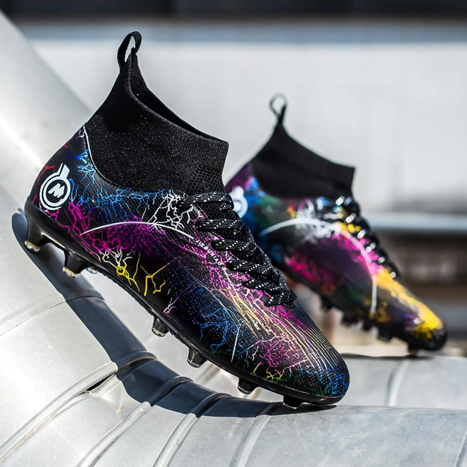 Mens Womens Soccer Cleats Youth Soccer Shoes Football Shoes High-Top Football Cleats Outdoor/Indoor Athletic Shoes Sneakers