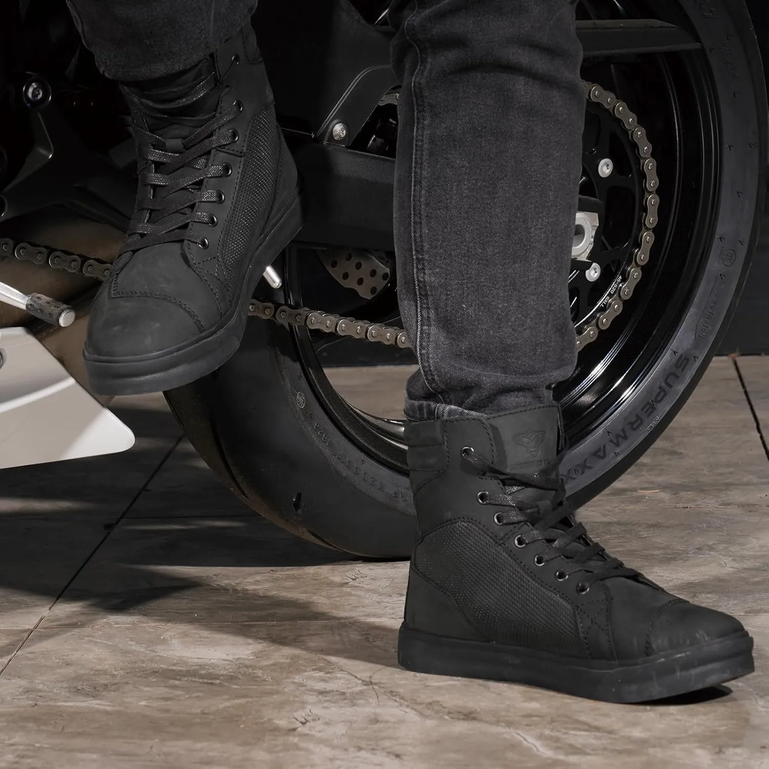 Motorcycle Boots Leather Breathable Street Riding Shoes with Ankle Support