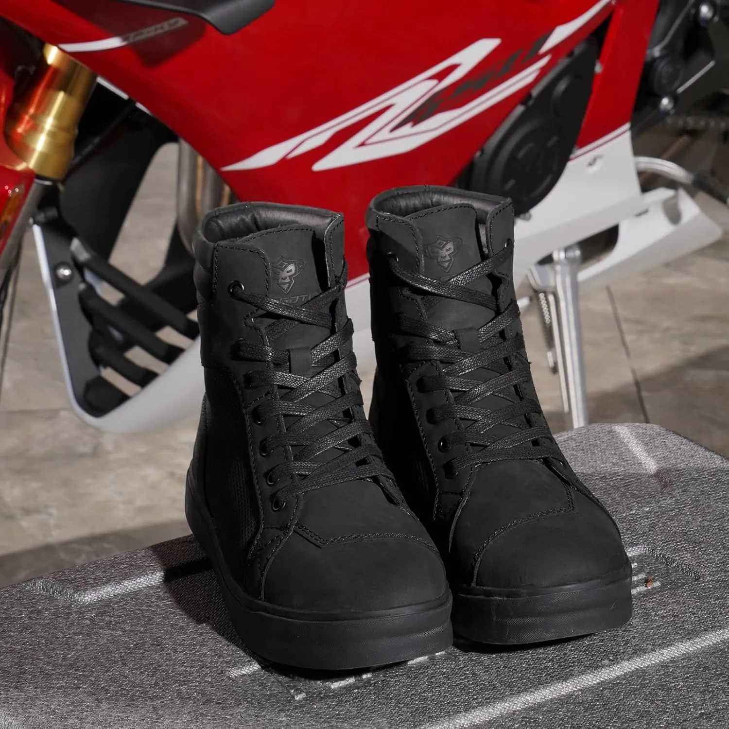 Motorcycle Boots Leather Breathable Street Riding Shoes with Ankle Support