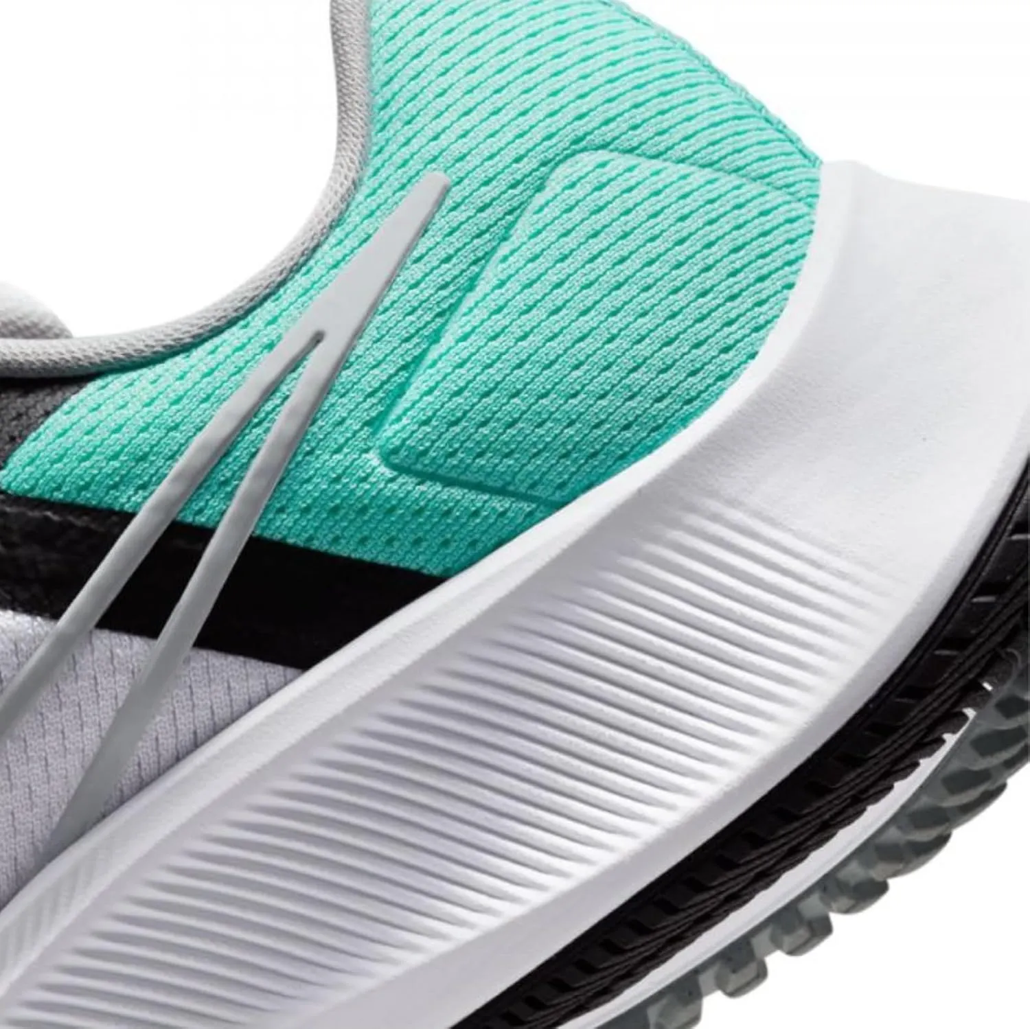Nike Men's Air Zoom Pegasus 38 Running Shoe
