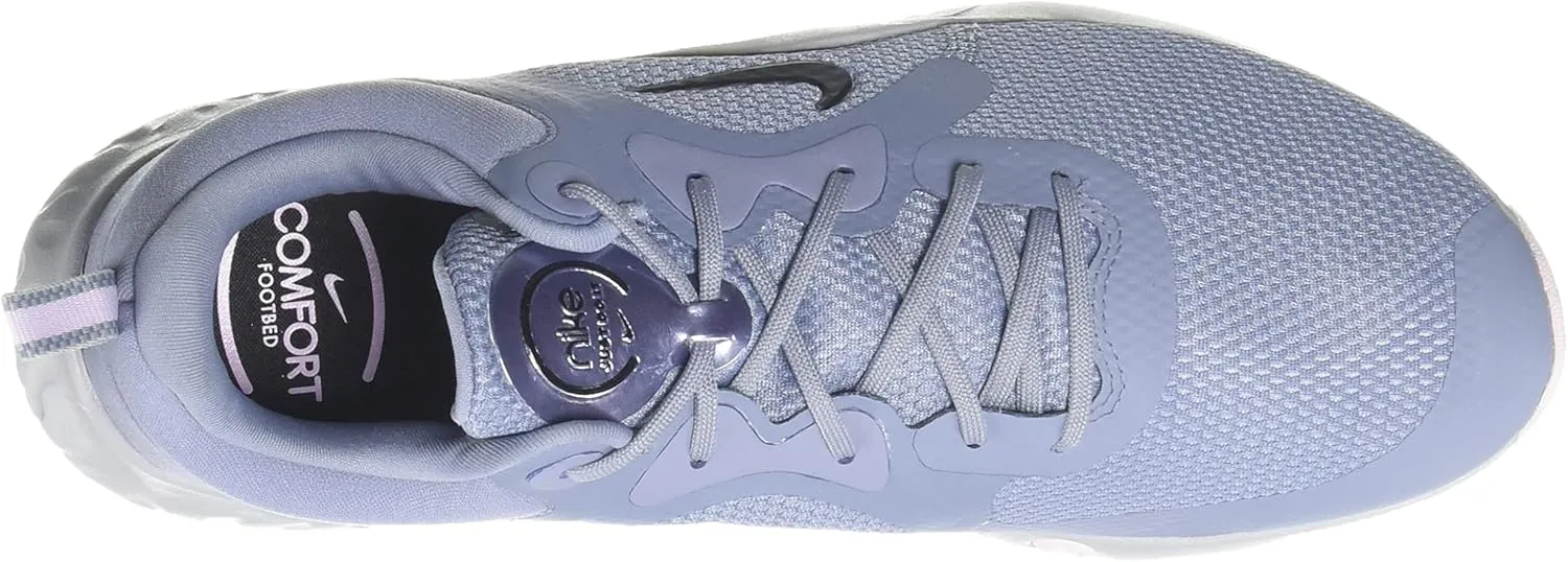 Nike Women's Modern