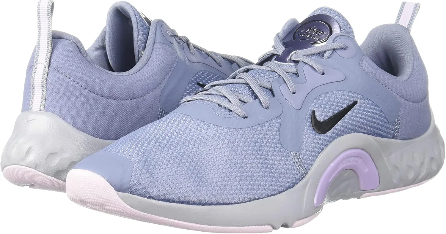 Nike Women's Modern