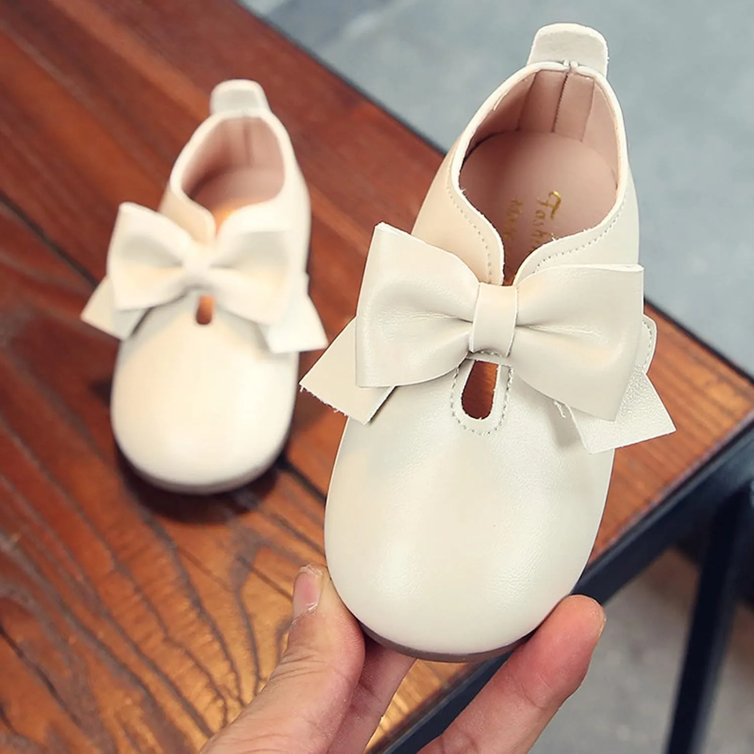 Size 1 Girls Boots Fashion Autumn Girls Casual Shoes Flat Light Hook Loop Solid Color Bow Simple Kids All Purpose Boots