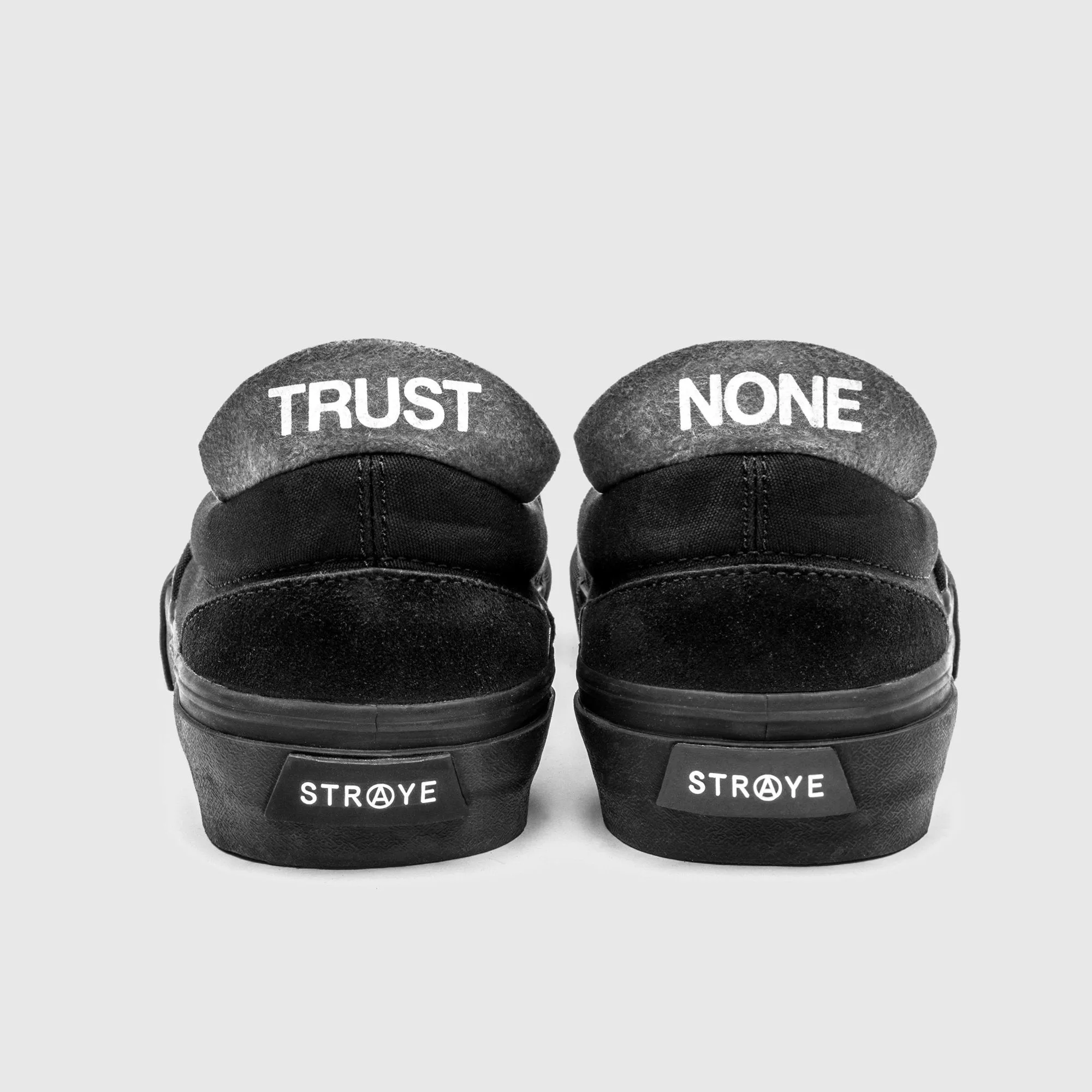 Straye Footwear Ventura Skate Shoes Slip-on Black/Black Suede