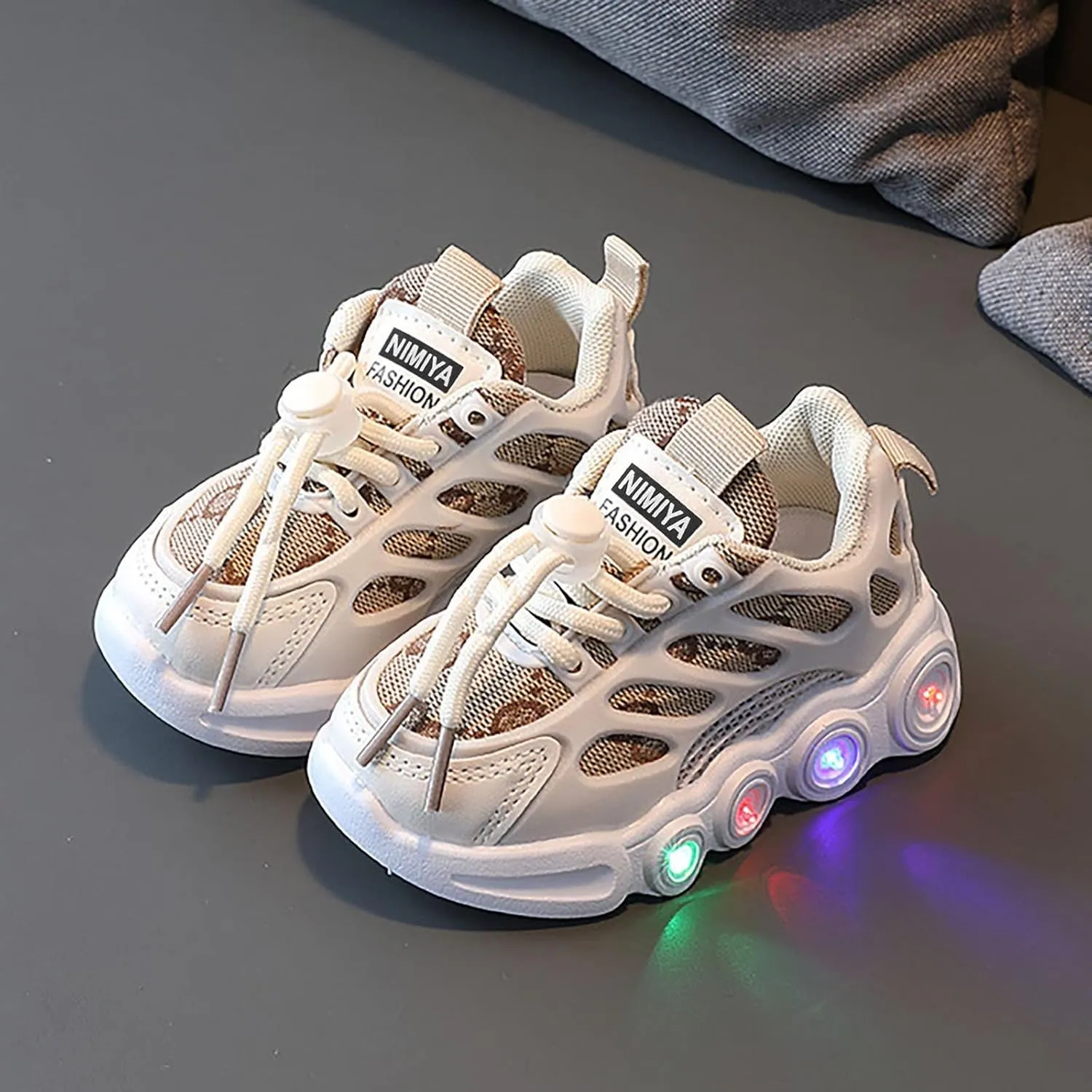 Toddler Girls Boys LED Flashing Sneakers Lightweight Mesh Breathable Soft Sole Anti Slip Comfort Athletic Shoes
