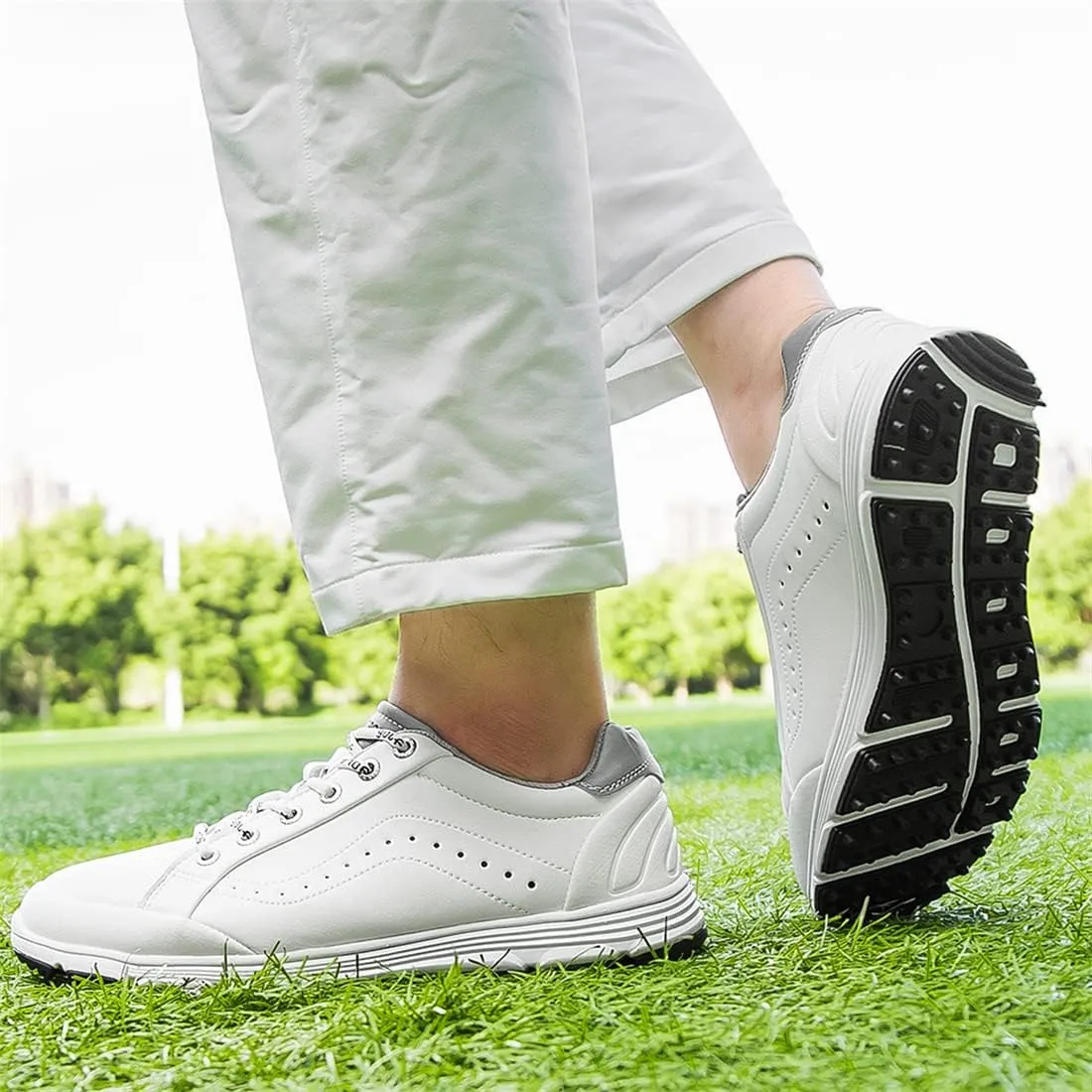 UCUZMI Men Golf Trainers, Lightweight Golfing Shoes Fashion Spikless Athletic Sneakers Outdoor Waterproof Golf Fitness Sport Shoes