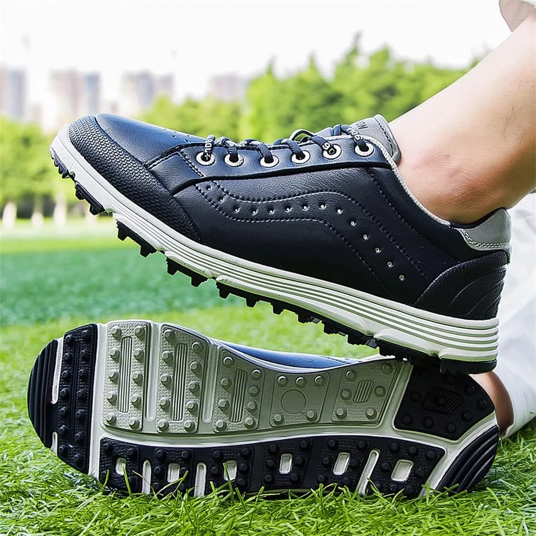 UCUZMI Men Golf Trainers, Lightweight Golfing Shoes Fashion Spikless Athletic Sneakers Outdoor Waterproof Golf Fitness Sport Shoes
