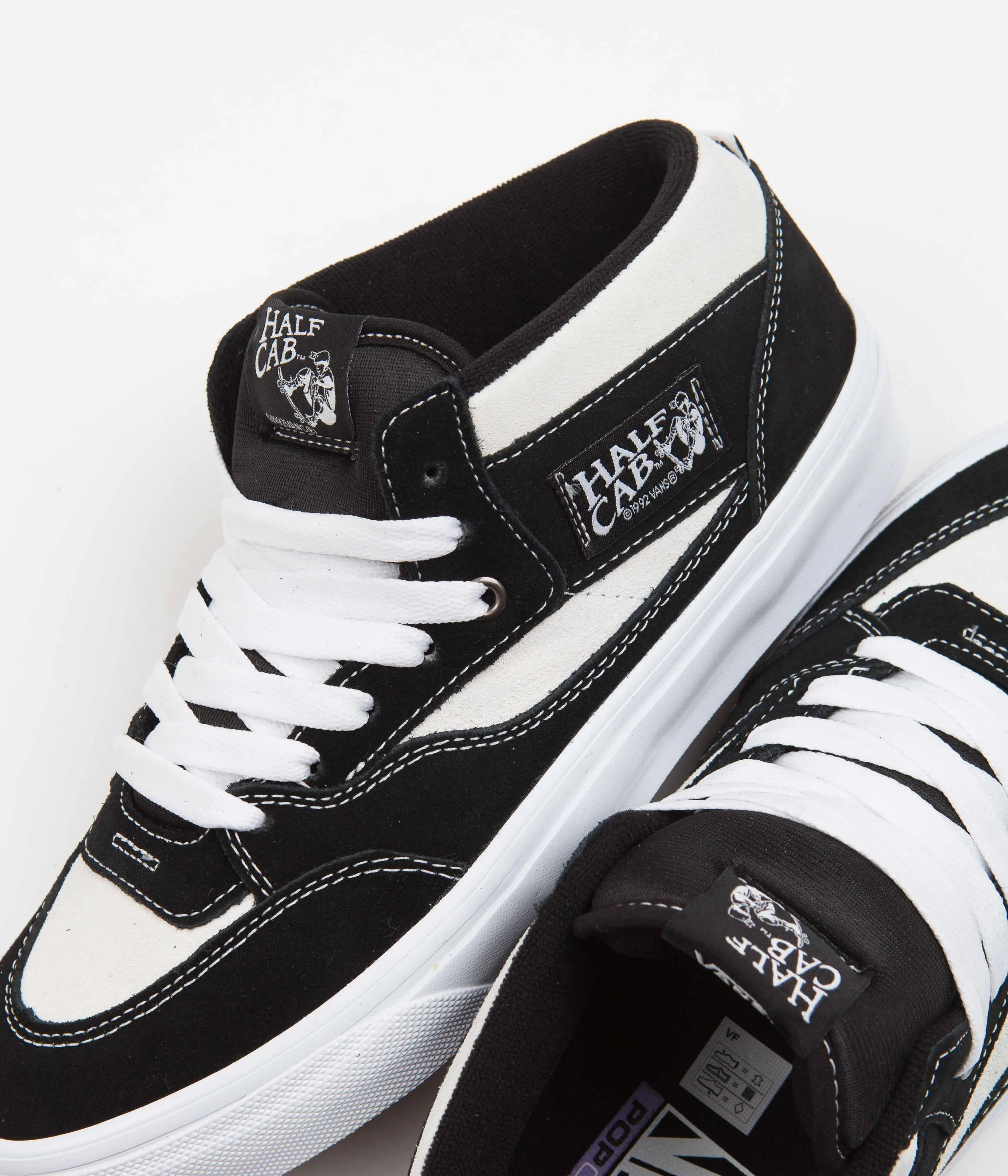 Vans Skate Half Cab '92 Shoes - Black / Marshmallow