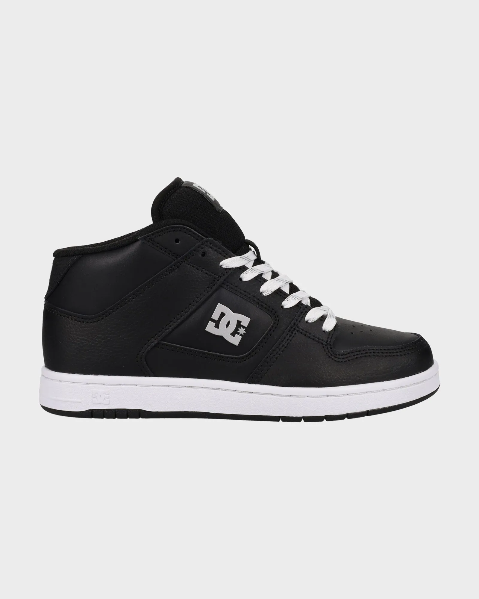 Womens Manteca 4 Mid Skate Shoes