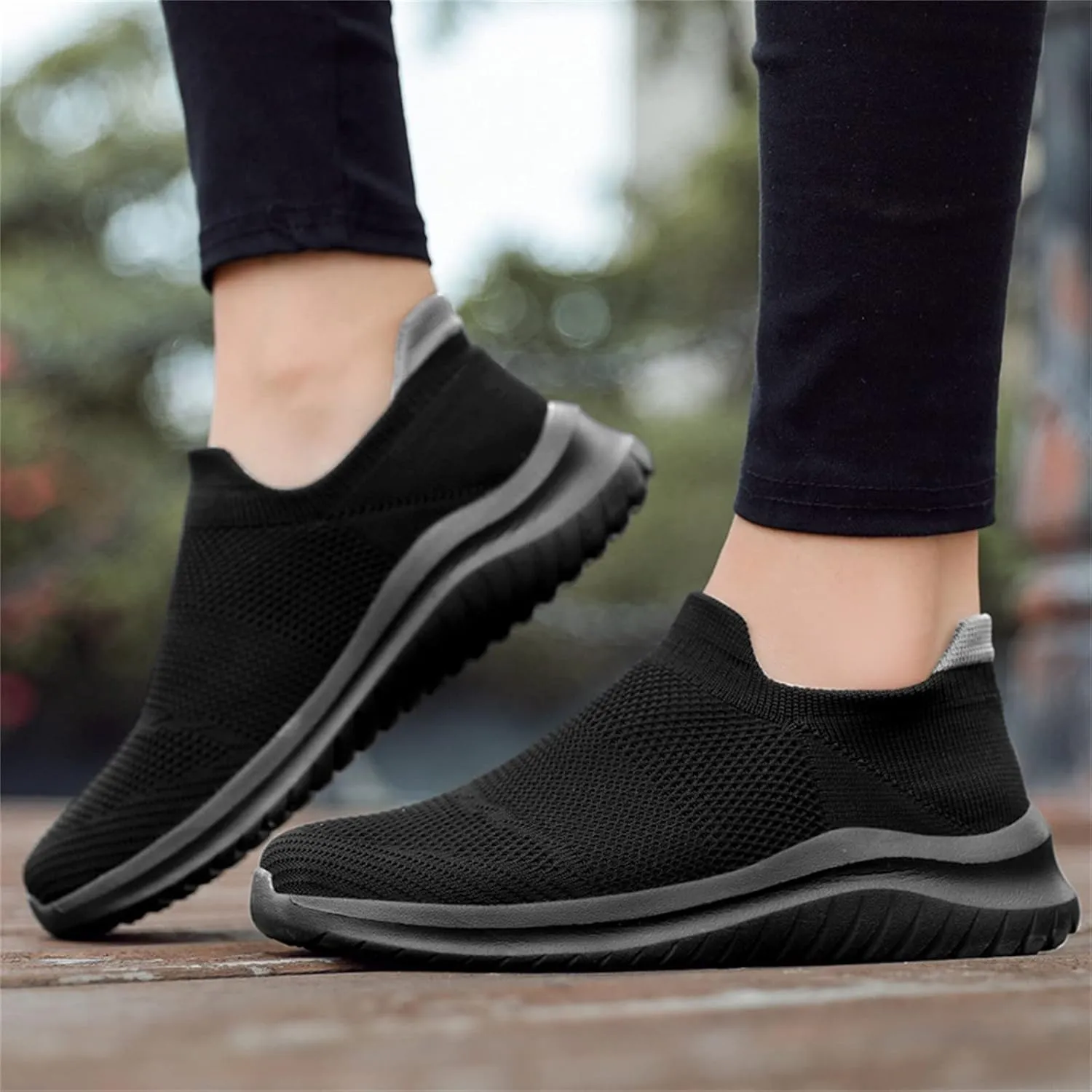 Womens Slip on Walking Shoes Comfort Lightweight Tennis Shoes Men Walking Men's Casual Shoes White Platform Sneakers White Tennis Shoe Loafers Shoe