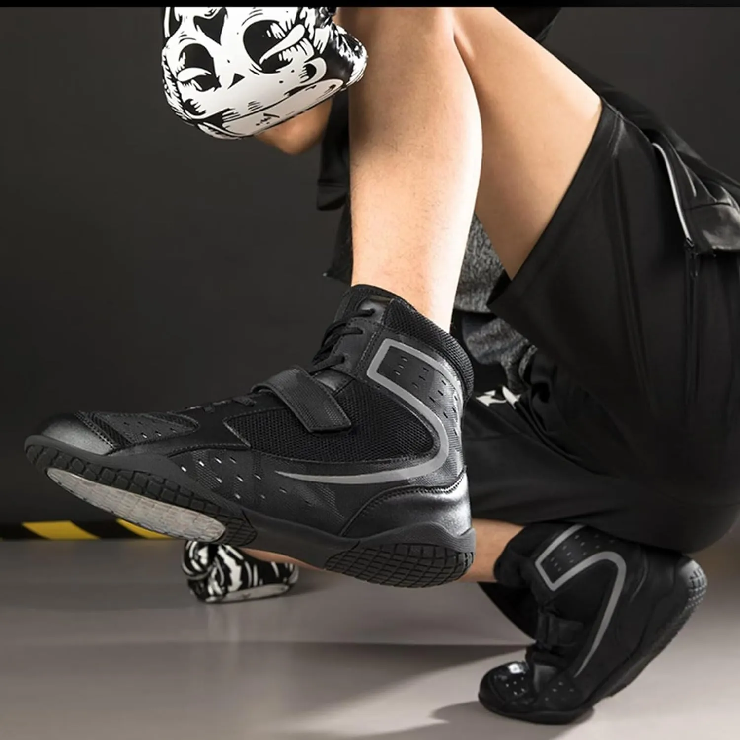 Wrestling Shoes Boxing Boots for Men and Women Anti-Slip Combat Training Shoes for Wrestling, Boxing, Weightlifting & Bodybuilding